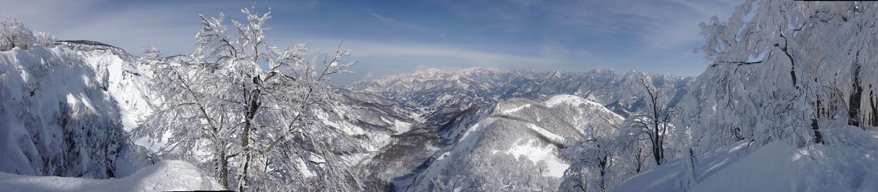 Powder Temple Hotel Hakuba Exterior photo